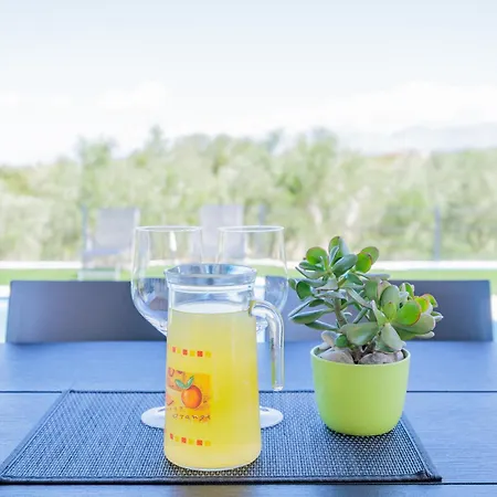 Tatil Evi Bonato With Pool Krneza